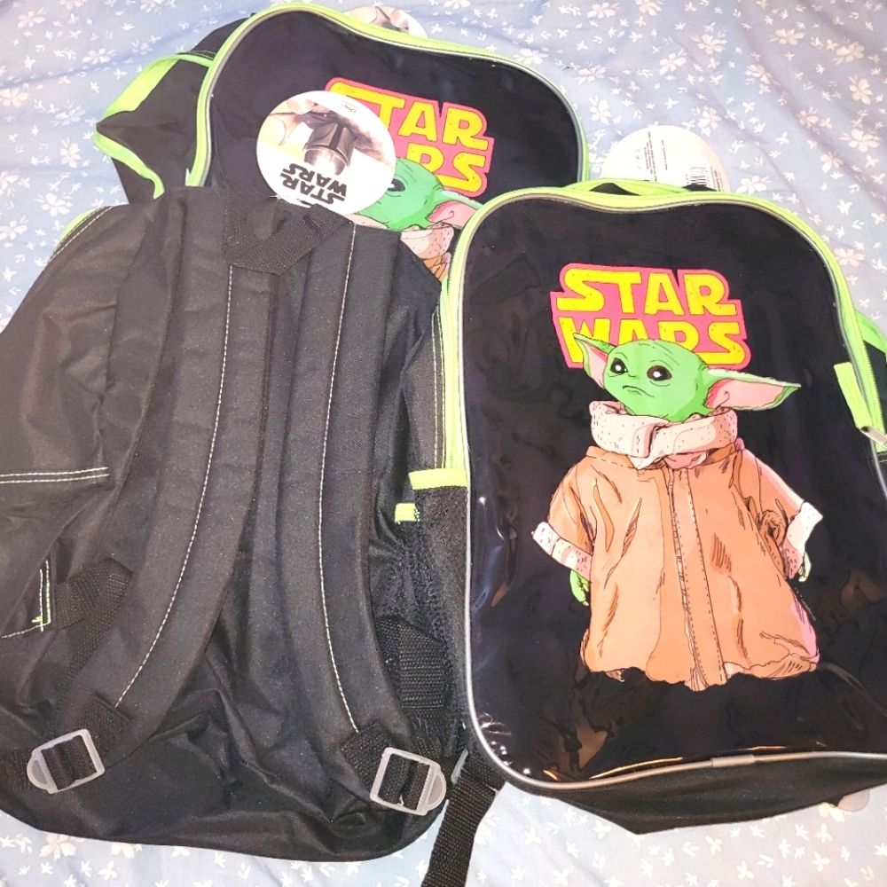 Star wars Yoda back pack x2 only
